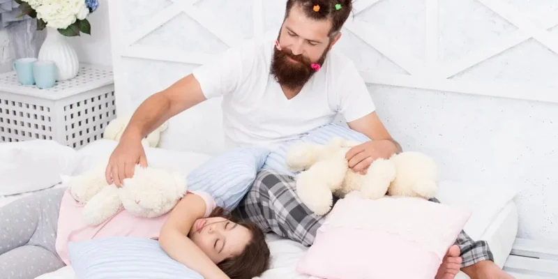 5 nieoczywistych sposobów na poprawę jakości snu dla młodych rodziców