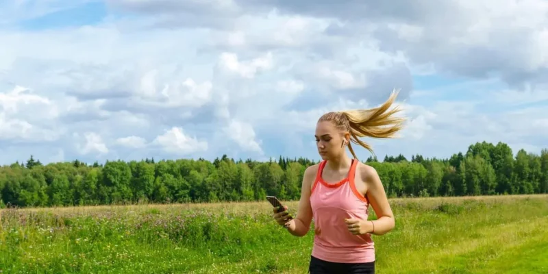 7 trików na motywację do codziennego spaceru po pandemii