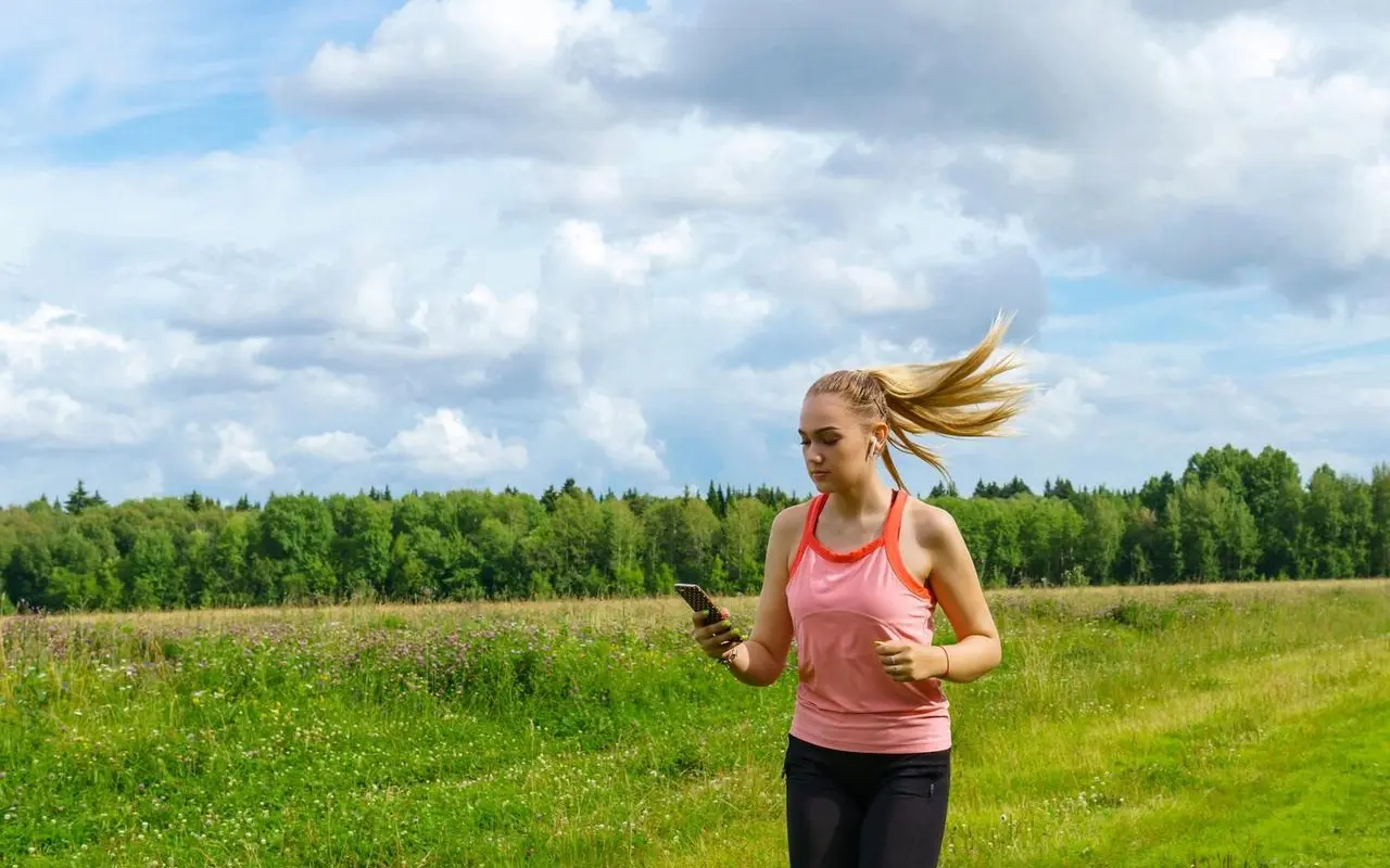 7 trików na motywację do codziennego spaceru po pandemii