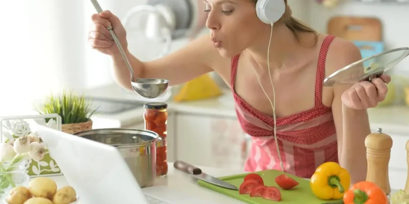 Czy dieta fleksitariańska sprawdzi się u osób aktywnych pracujących zdalnie?