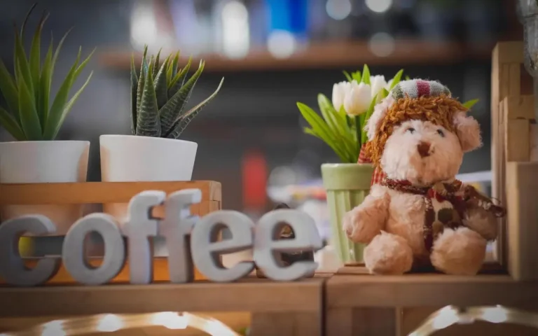 Jak powstał trend domowych kawiarni i jak urządzić własny coffee corner?