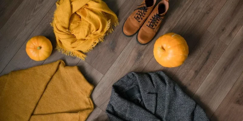 Jak przygotować minimalistyczną kapsułową garderobę na jesień 2025?